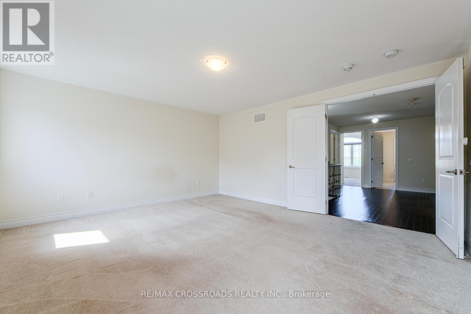 57 Walter English Drive, East Gwillimbury, Ontario  L9N 0R8 - Photo 17 - N12932426