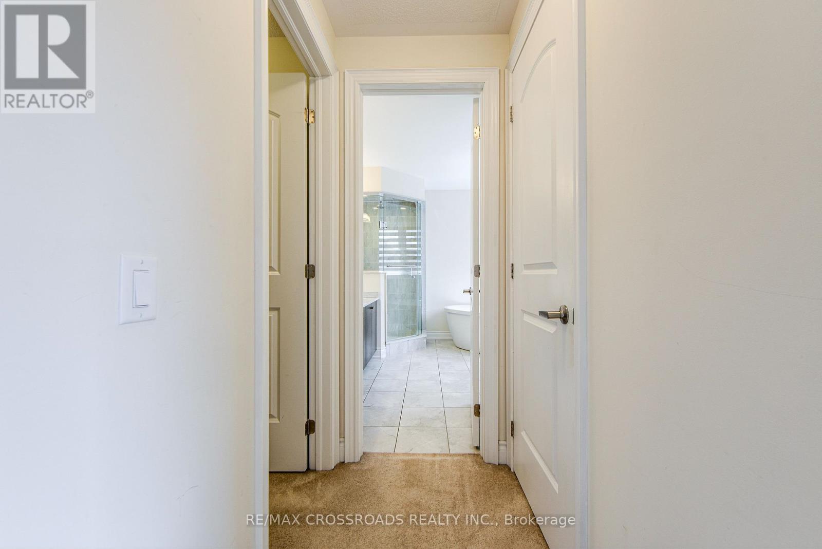 57 Walter English Drive, East Gwillimbury, Ontario  L9N 0R8 - Photo 20 - N12932426