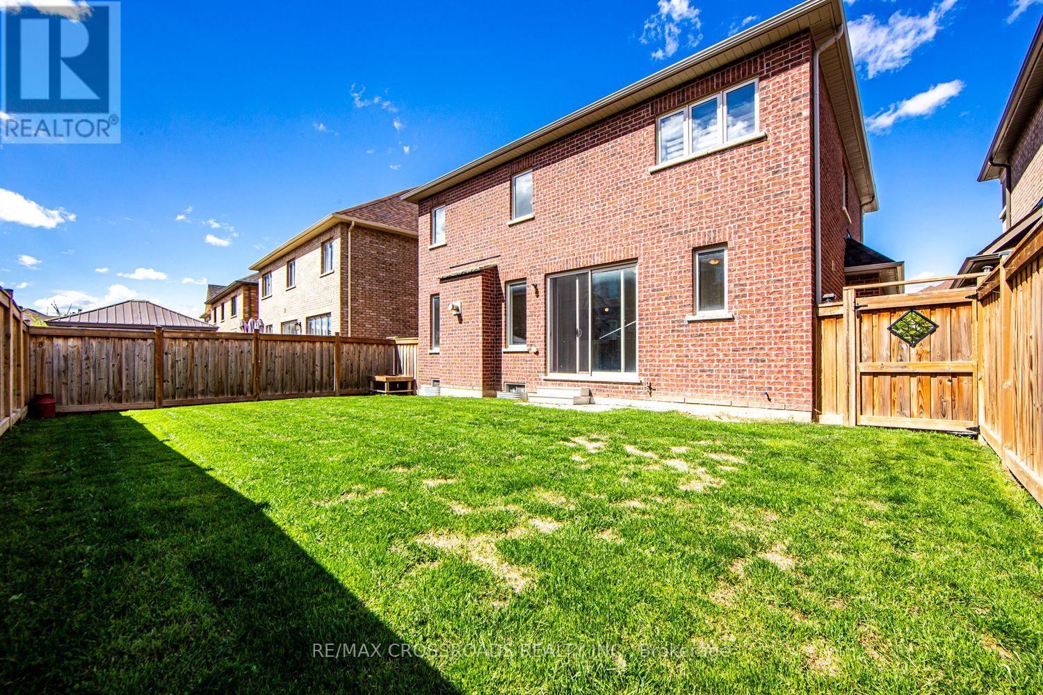 57 Walter English Drive, East Gwillimbury, Ontario  L9N 0R8 - Photo 29 - N12932426