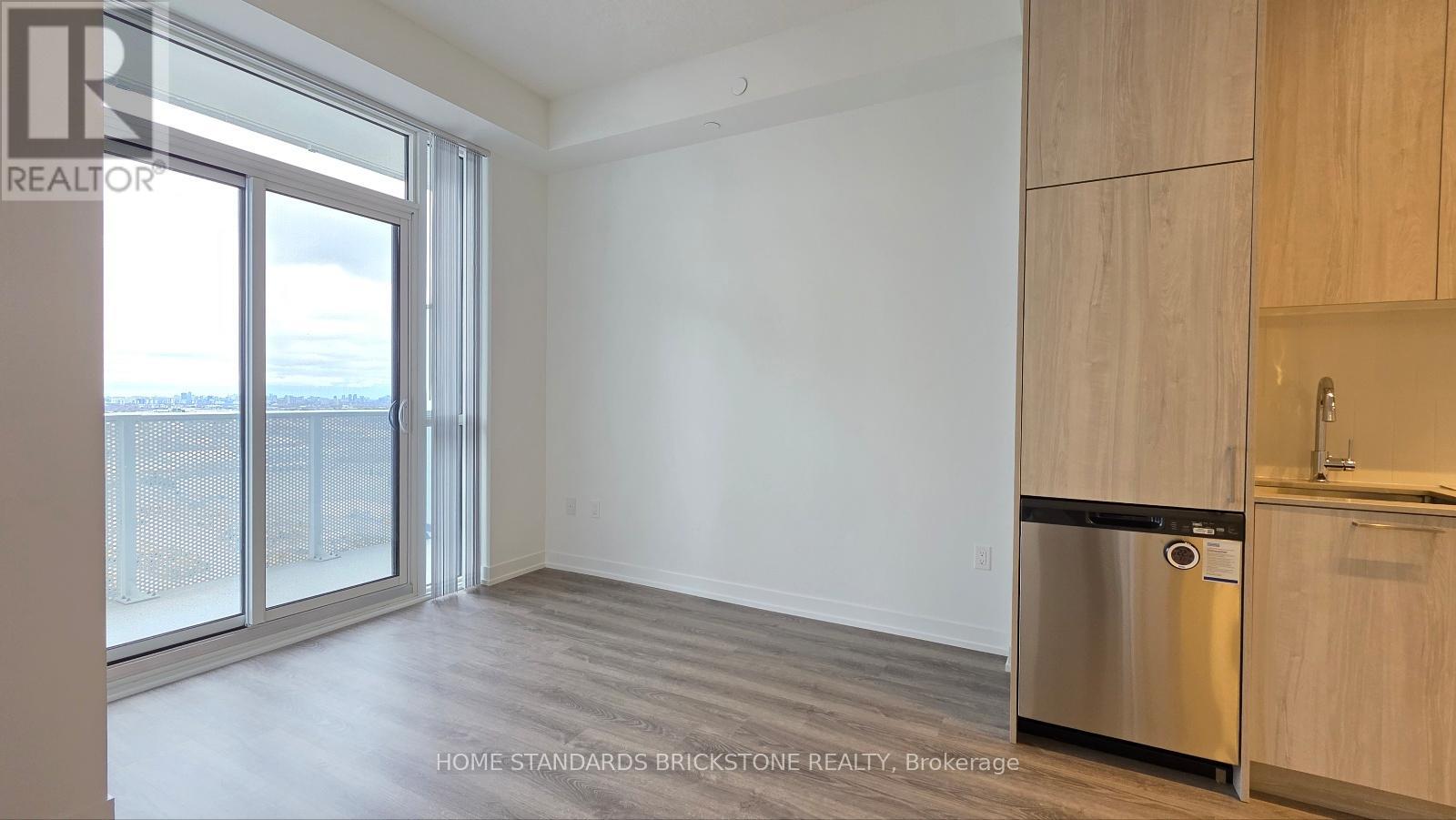 3216 - 195 Commerce Street, Vaughan, Ontario  L4K 0P9 - Photo 12 - N12932440