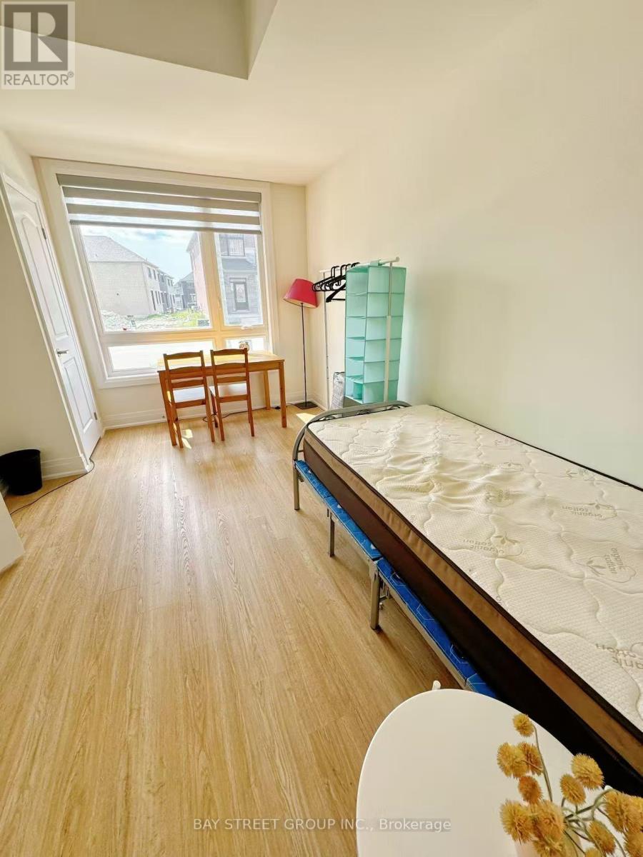 Main 82 Robert Eaton Avenue, Markham, Ontario  L3S 0G2 - Photo 1 - N12932490