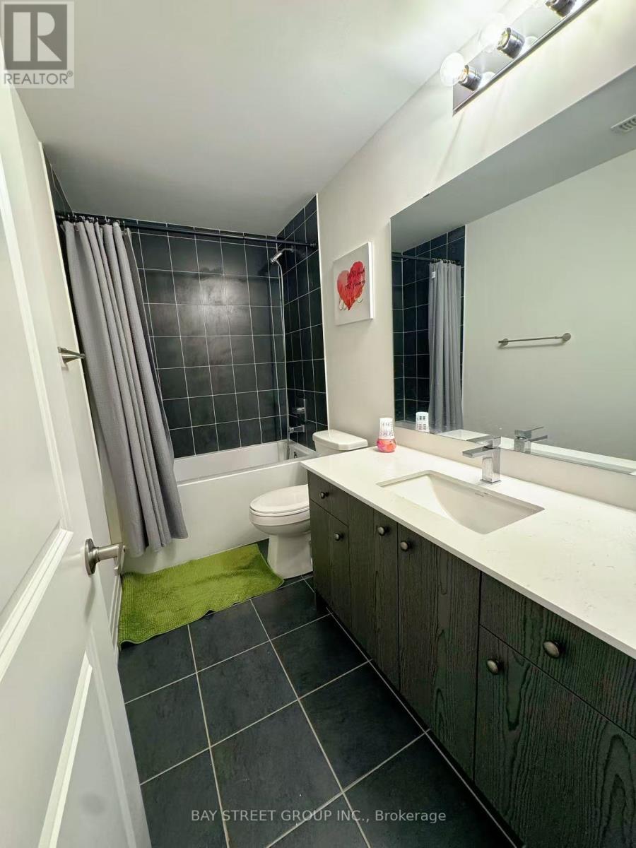 Main 82 Robert Eaton Avenue, Markham, Ontario  L3S 0G2 - Photo 3 - N12932490