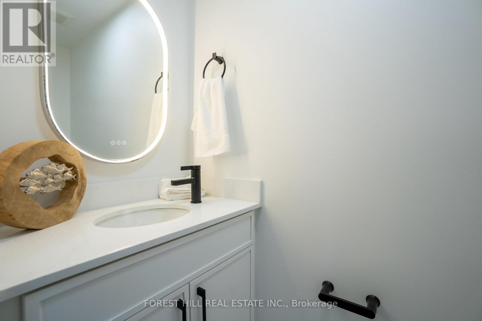 A - 5 Hopperton Drive, Toronto, Ontario  M2L 2S5 - Photo 9 - C12932402