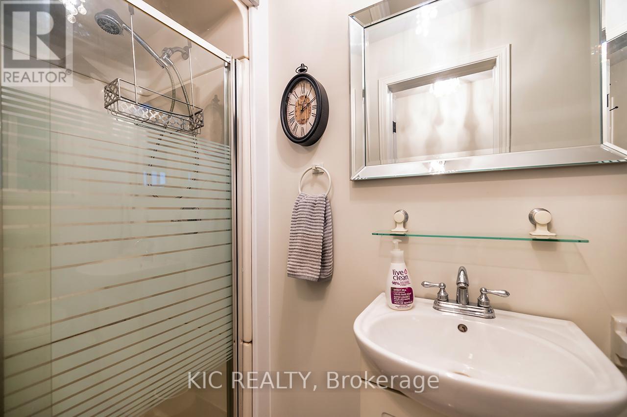 612 Maple Street W, Whitby, Ontario  L1N 3A2 - Photo 24 - E12929592