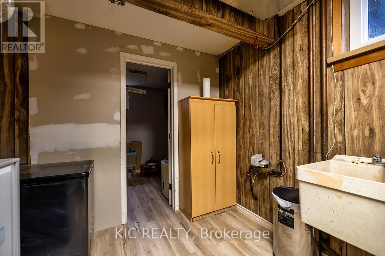 612 Maple Street W, Whitby, Ontario  L1N 3A2 - Photo 30 - E12929592