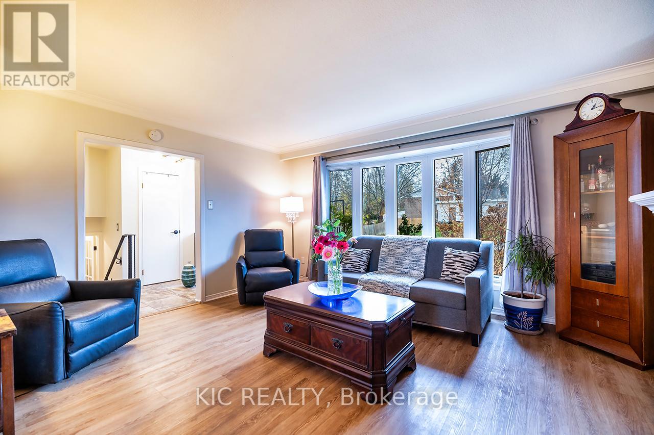 612 Maple Street W, Whitby, Ontario  L1N 3A2 - Photo 7 - E12929592