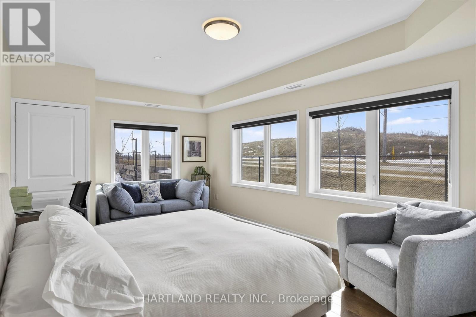 210 - 340 Florence Drive, Peterborough, Ontario  K9J 0K4 - Photo 24 - X12926864