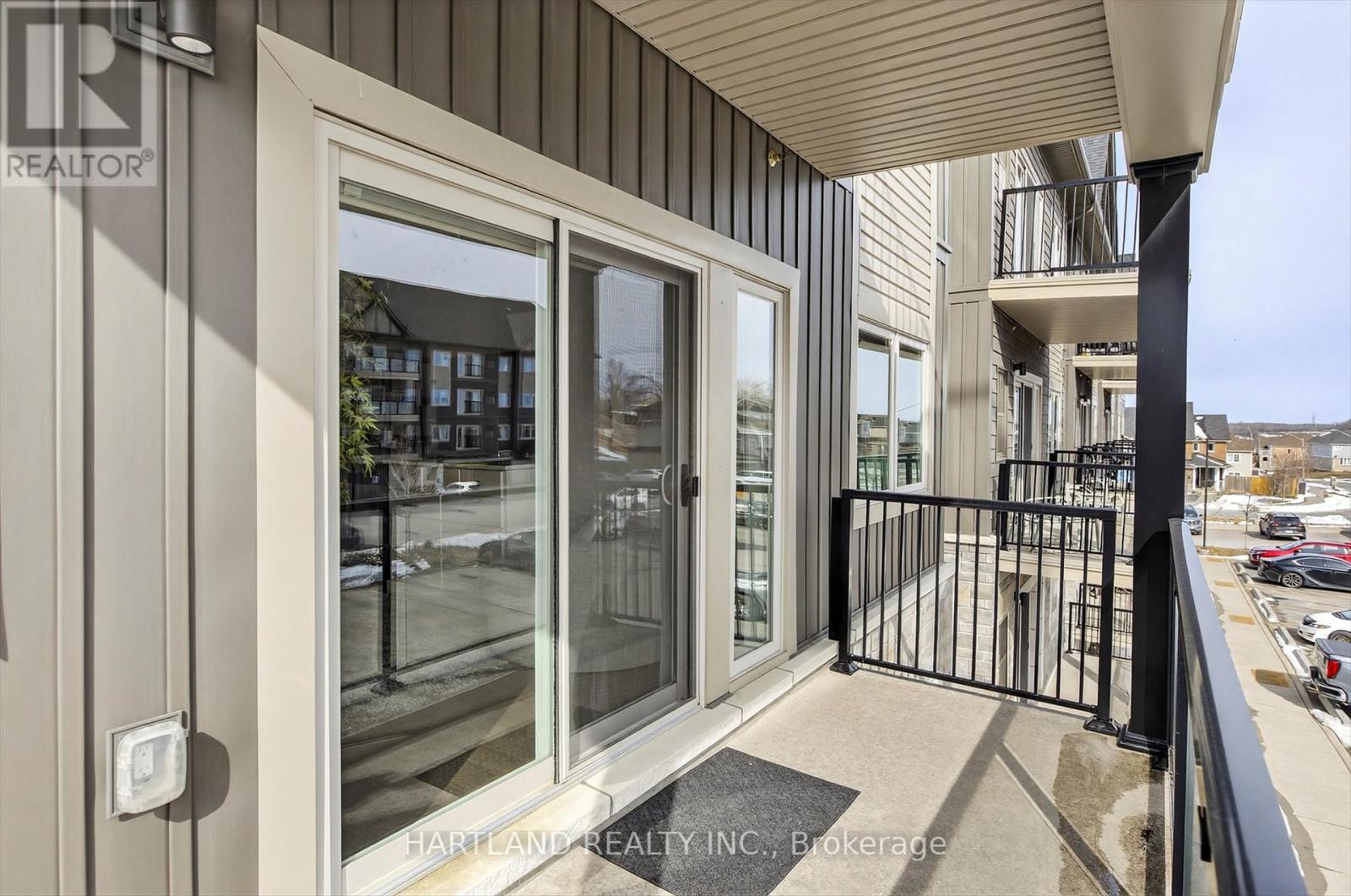 210 - 340 Florence Drive, Peterborough, Ontario  K9J 0K4 - Photo 6 - X12926864