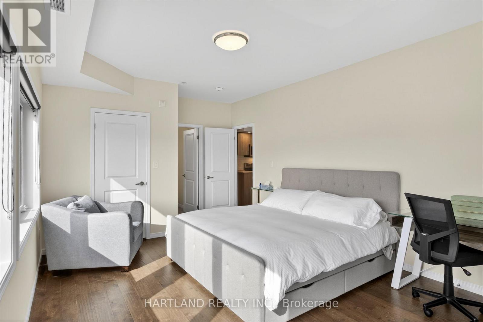 210 - 340 Florence Drive, Peterborough, Ontario  K9J 0K4 - Photo 32 - X12926864