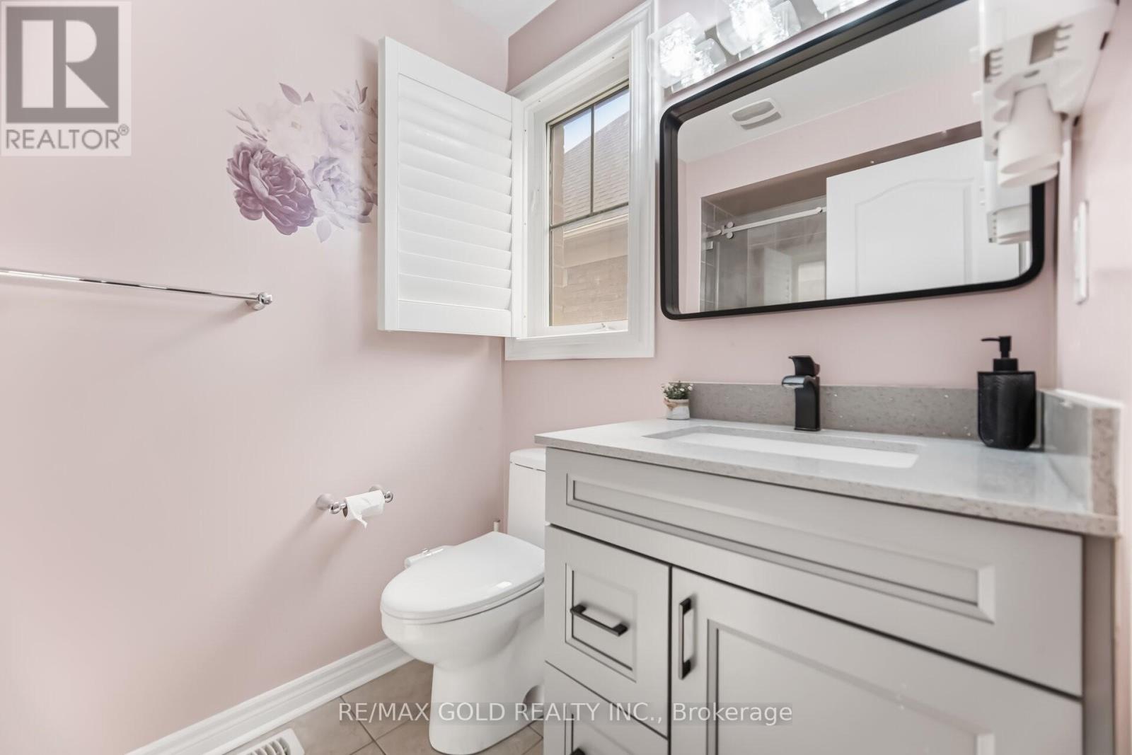 72 Midsummer Drive, Brampton, Ontario  L6P 3E4 - Photo 21 - W12919240