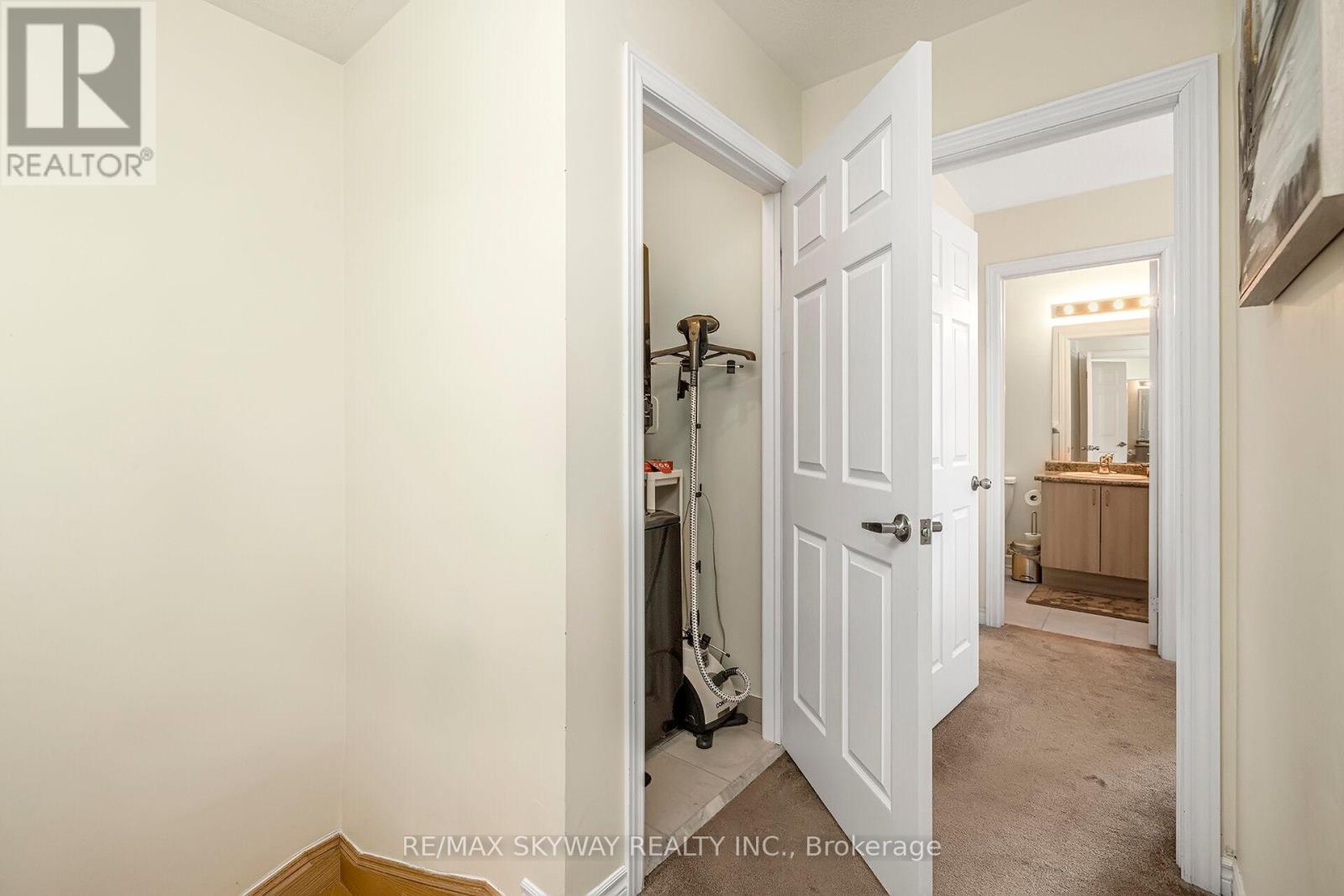 10 - 200 Veterans Drive, Brampton, Ontario  L7A 4S6 - Photo 14 - W12932436