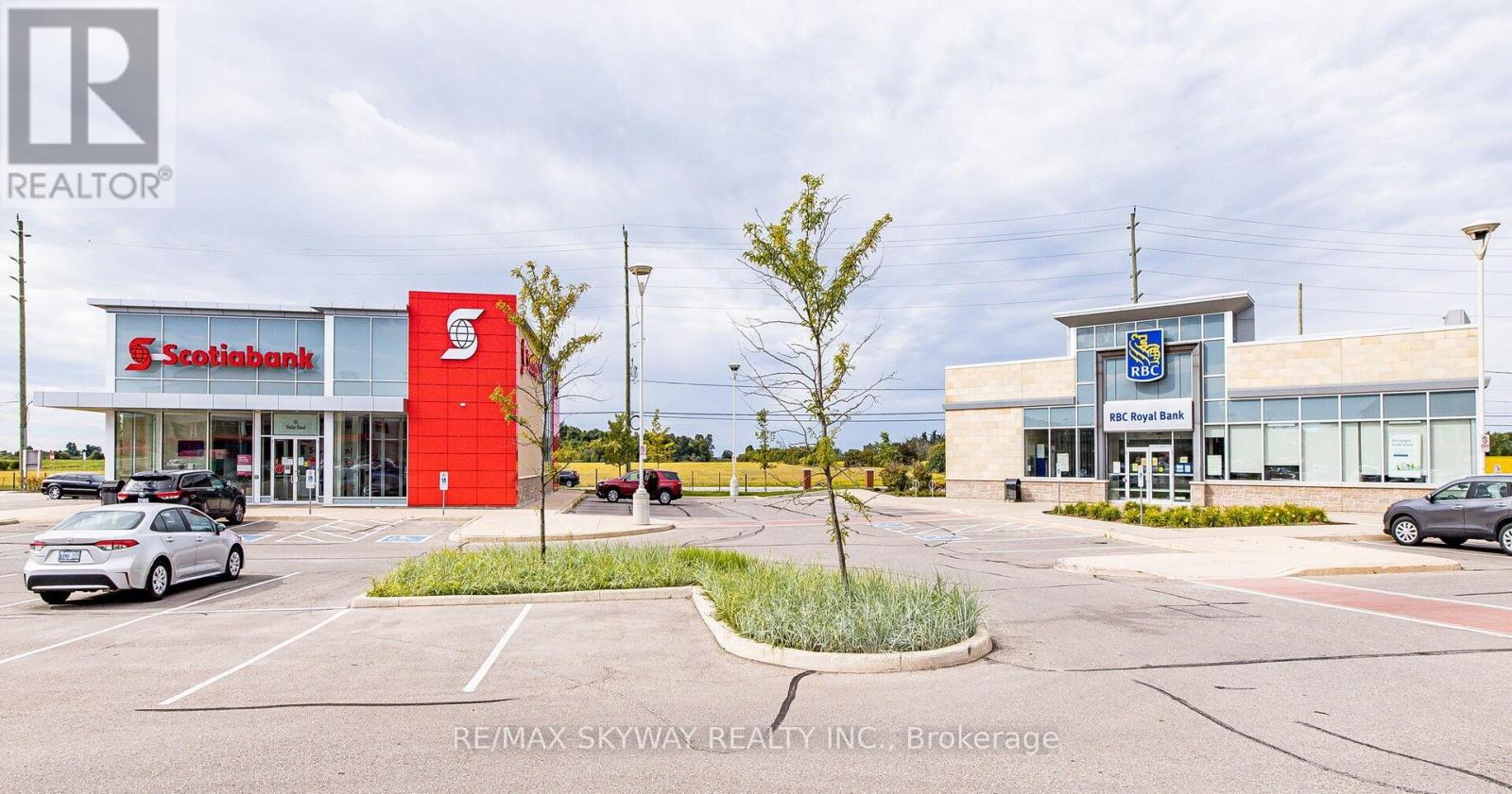 10 - 200 Veterans Drive, Brampton, Ontario  L7A 4S6 - Photo 33 - W12932436