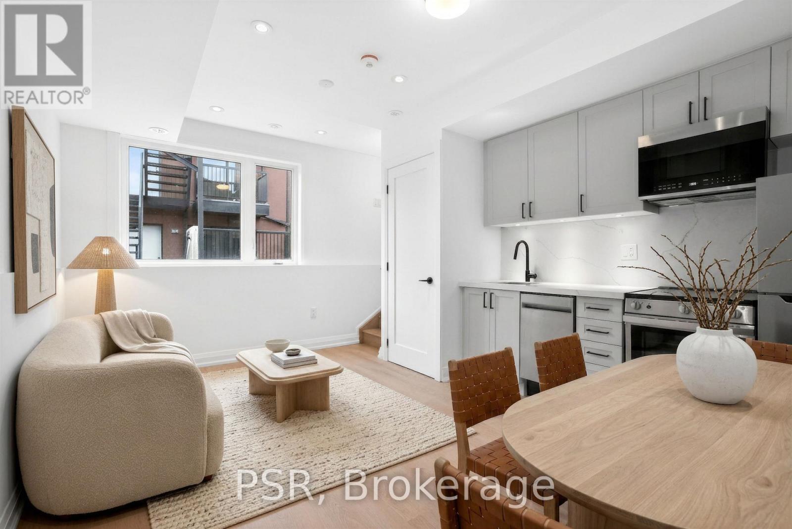 E - 218 Aileen Avenue, Toronto, Ontario  M6M 1G4 - Photo 2 - W12932446