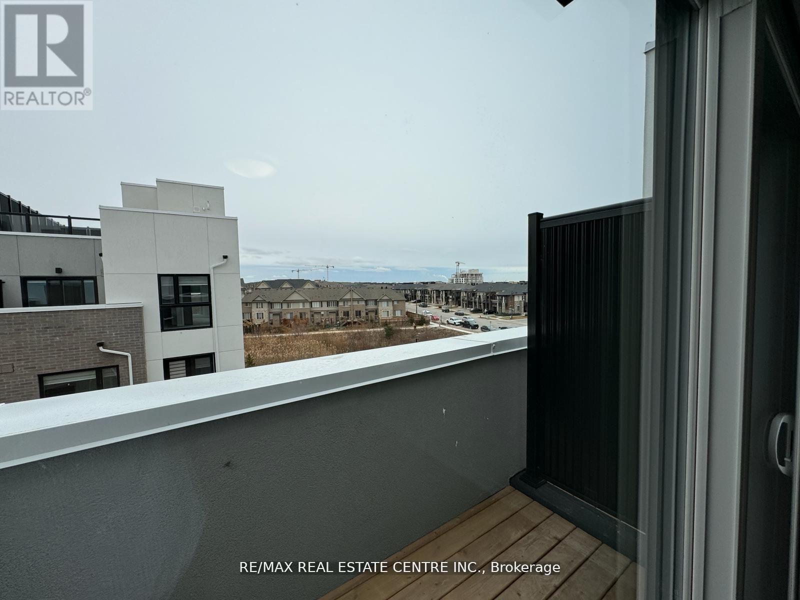 346 - 349 Wheat Boom Drive, Oakville, Ontario  L6H 7X5 - Photo 9 - W12932458