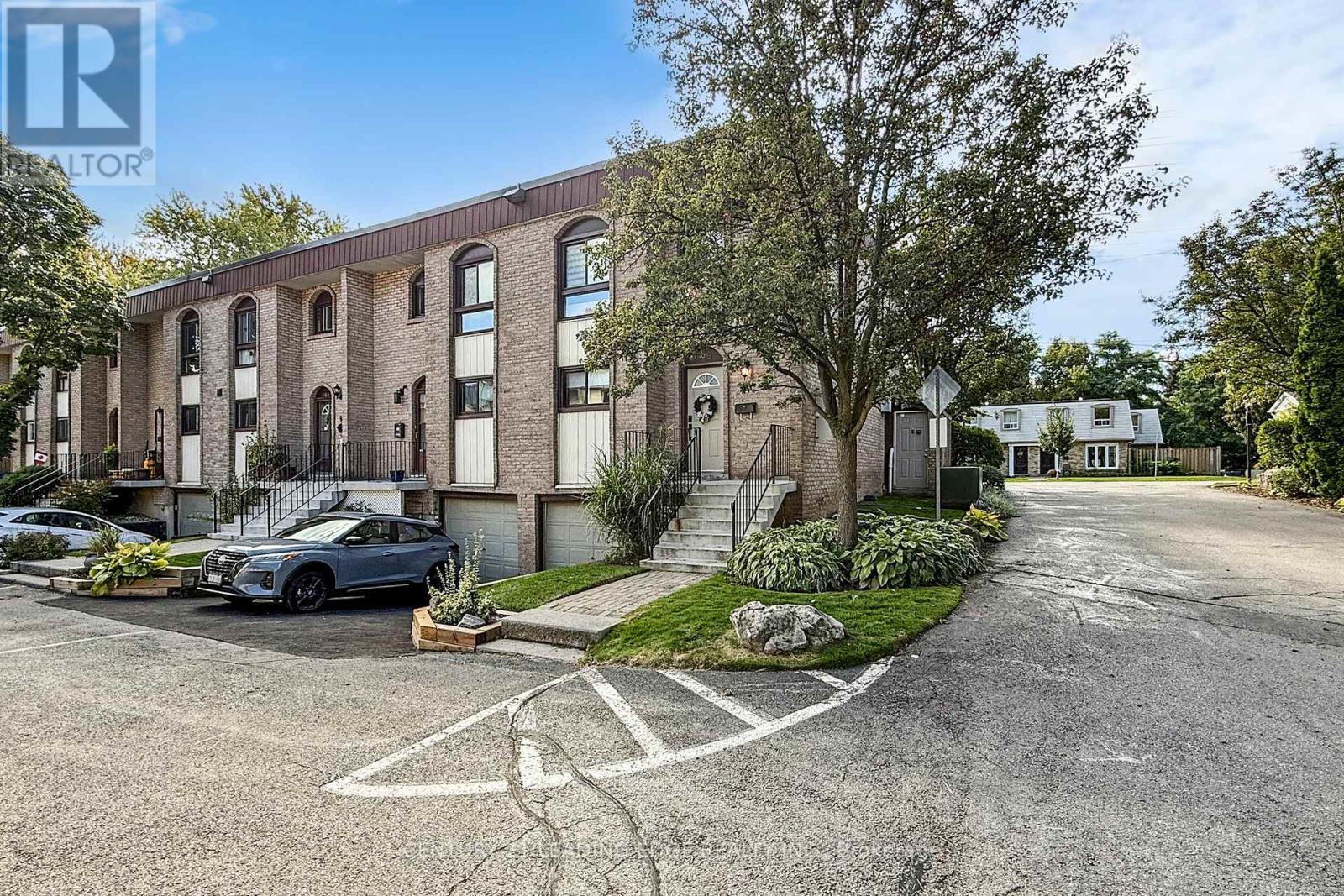 589 FRANCIS ROAD E, Burlington, Ontario