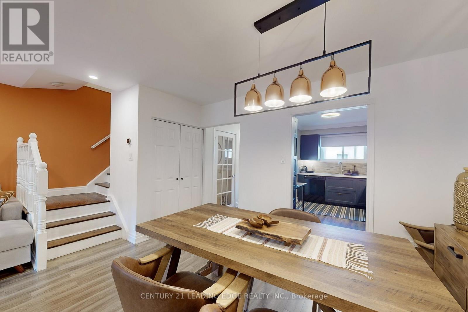 589 Francis Road E, Burlington, Ontario  L7T 3X6 - Photo 11 - W12932488