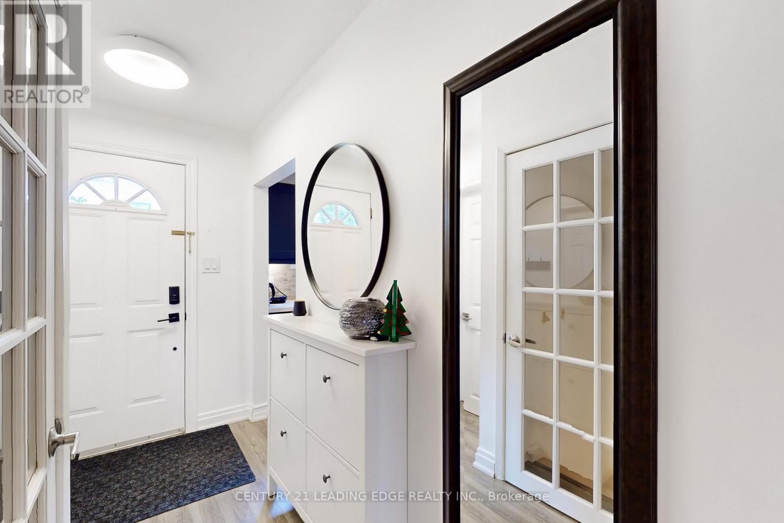 589 Francis Road E, Burlington, Ontario  L7T 3X6 - Photo 21 - W12932488