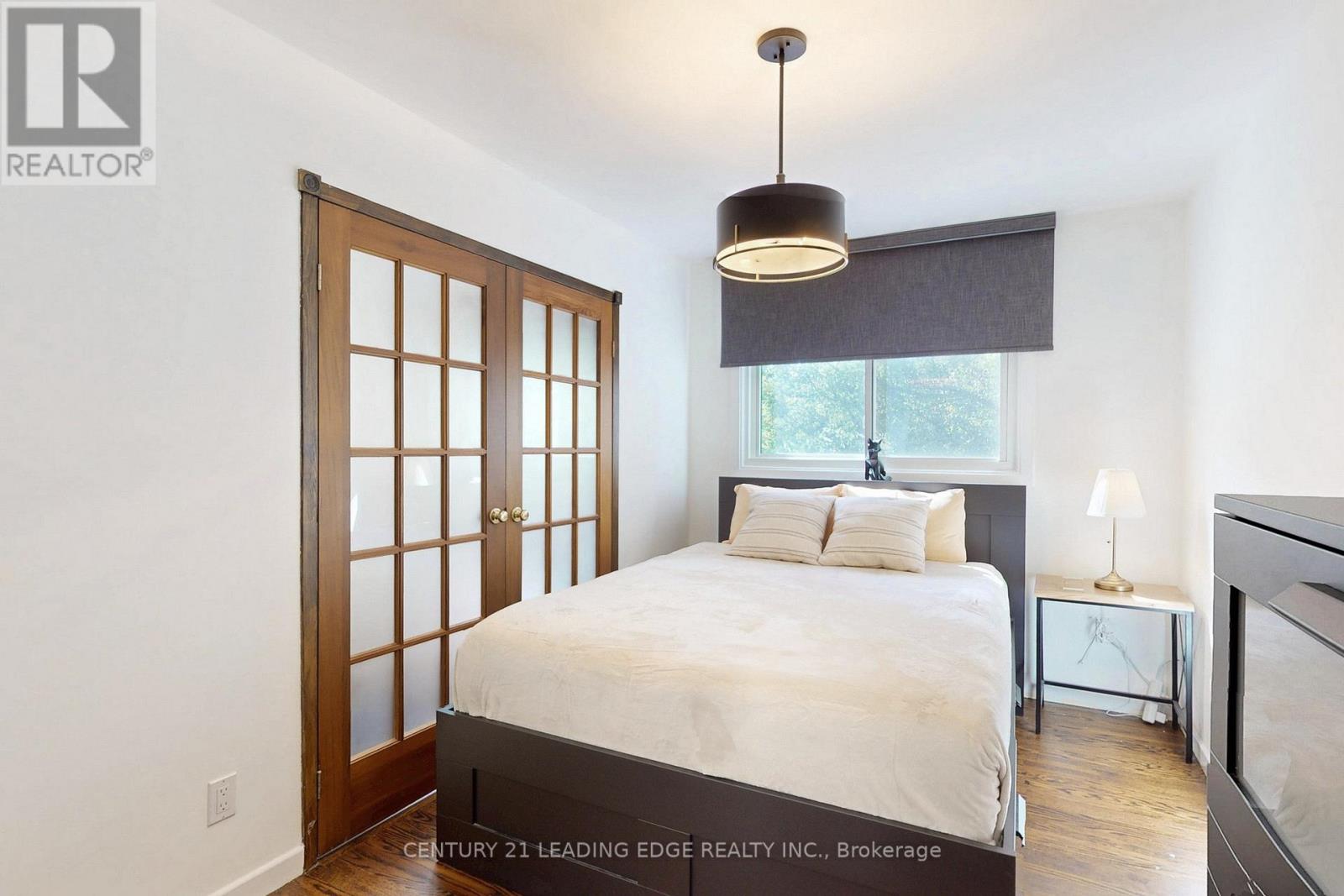 589 Francis Road E, Burlington, Ontario  L7T 3X6 - Photo 29 - W12932488