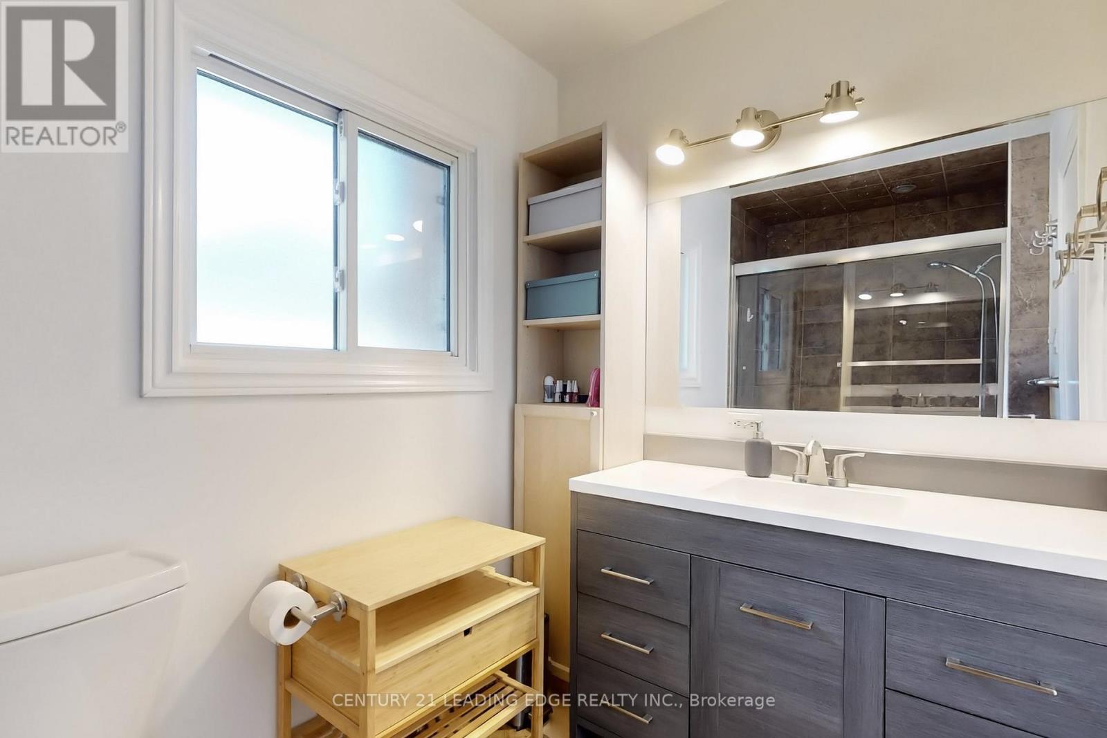 589 Francis Road E, Burlington, Ontario  L7T 3X6 - Photo 34 - W12932488