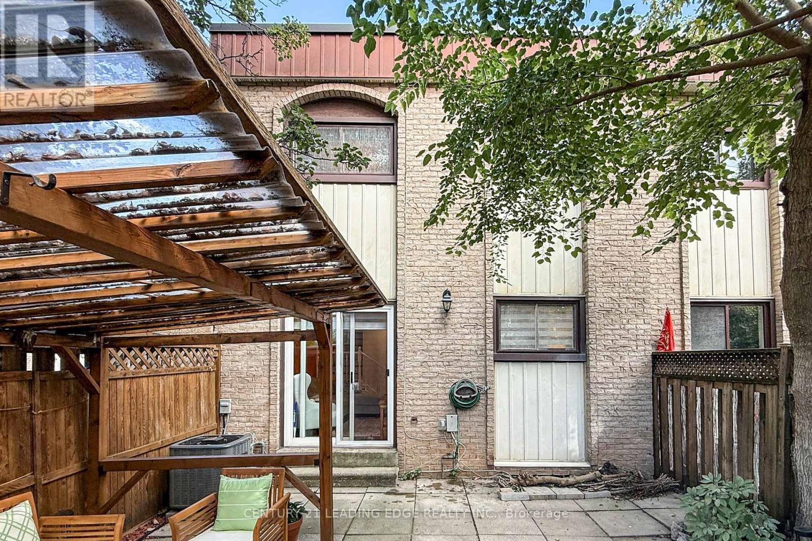 589 Francis Road E, Burlington, Ontario  L7T 3X6 - Photo 44 - W12932488