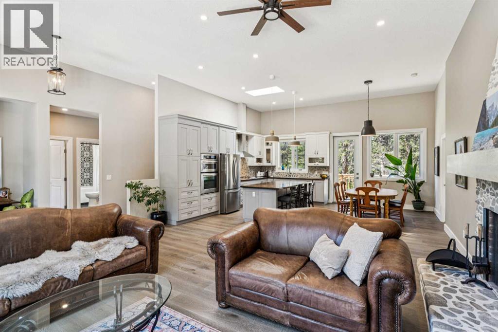 40018 Township Road 242, Rural Rocky View County, Alberta  T3Z 2Z1 - Photo 9 - A2280748