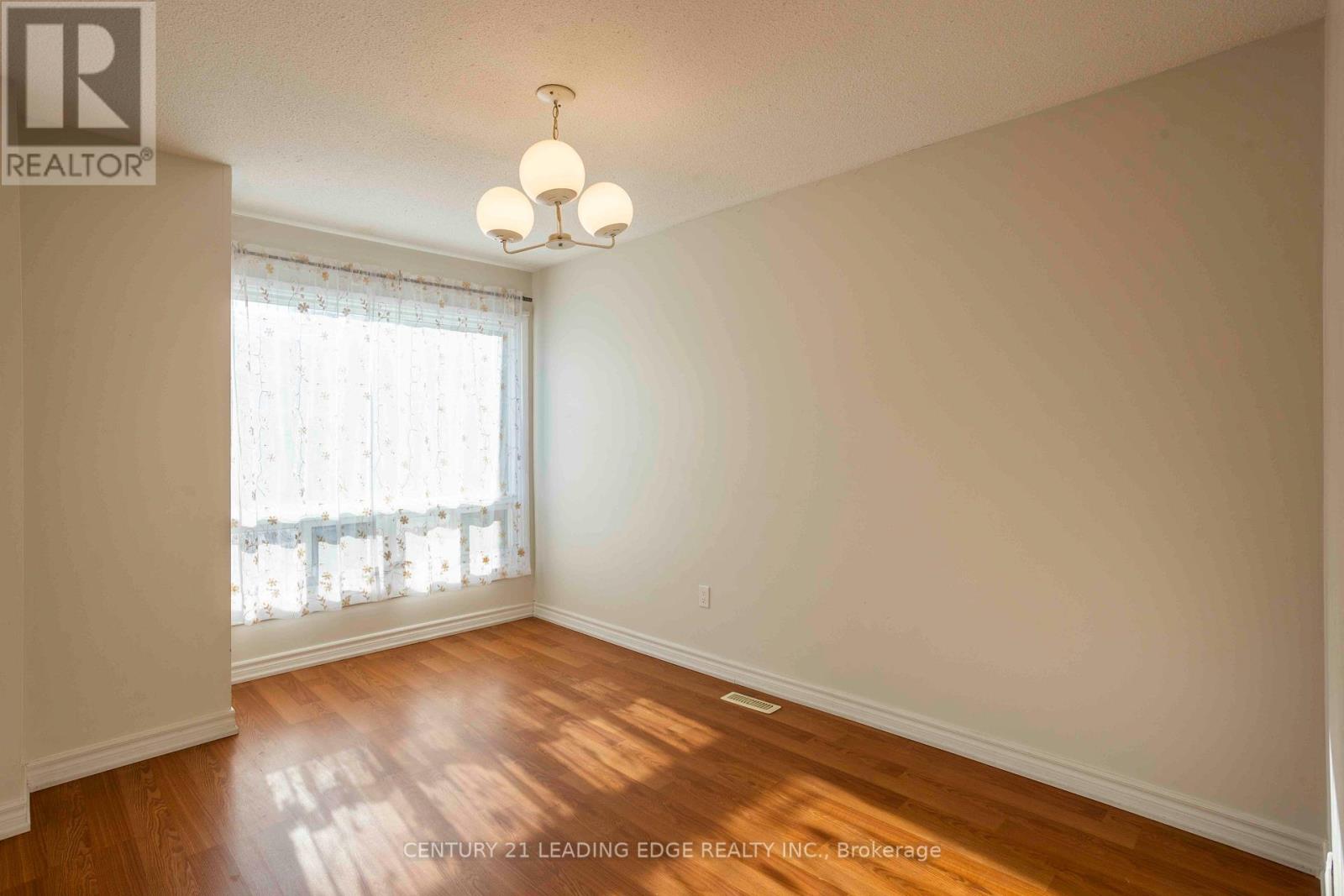 15 - 915 Inverhouse Drive, Mississauga, Ontario  L5J 4B2 - Photo 8 - W12775842