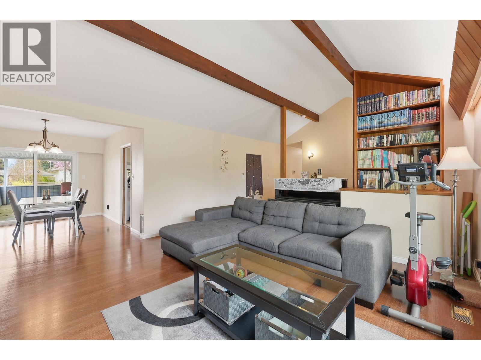 11936 Wicklow Way, Maple Ridge, British Columbia V2X 3A9 - Photo 4 - R3103545