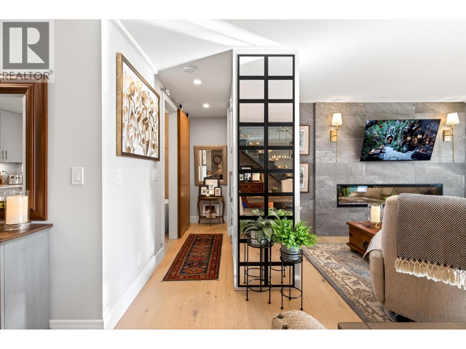 306 2344 ATKINS AVENUE, Port Coquitlam, British Columbia