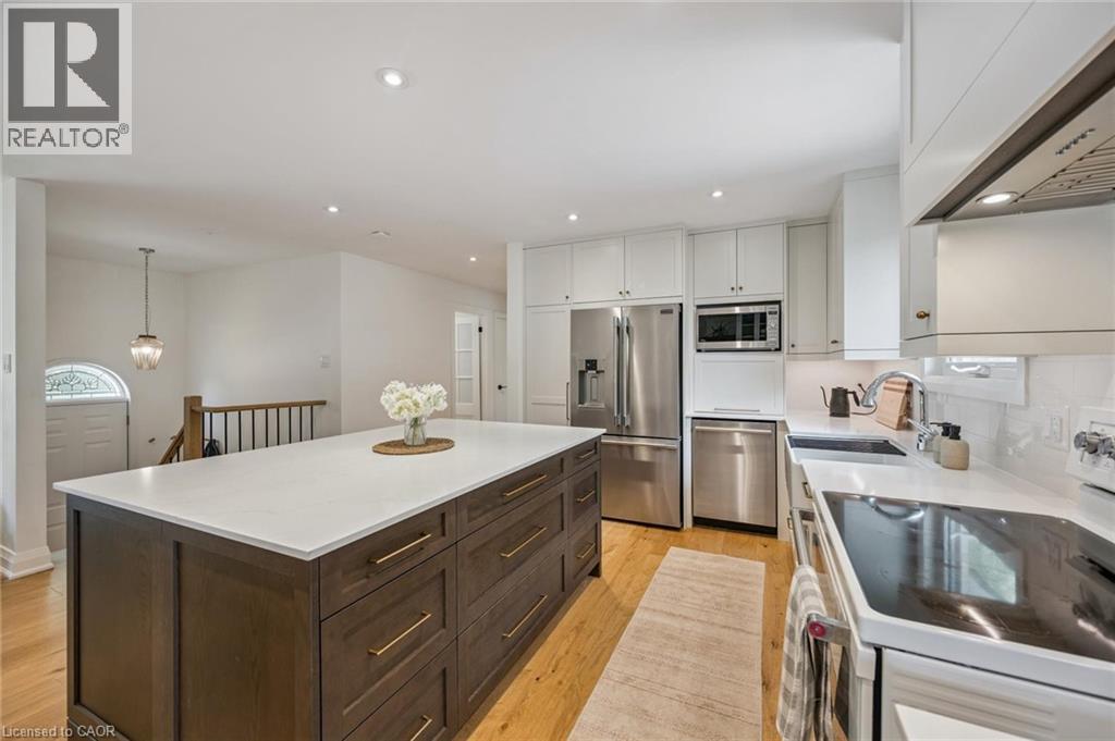 132 Osborne Crescent, Oakville, Ontario  L6H 1G1 - Photo 13 - 40815715