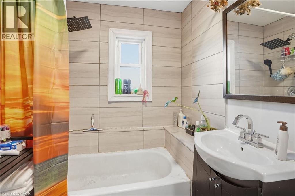 75 Niagara Street, Hamilton, Ontario  L8L 6A4 - Photo 22 - 40815294