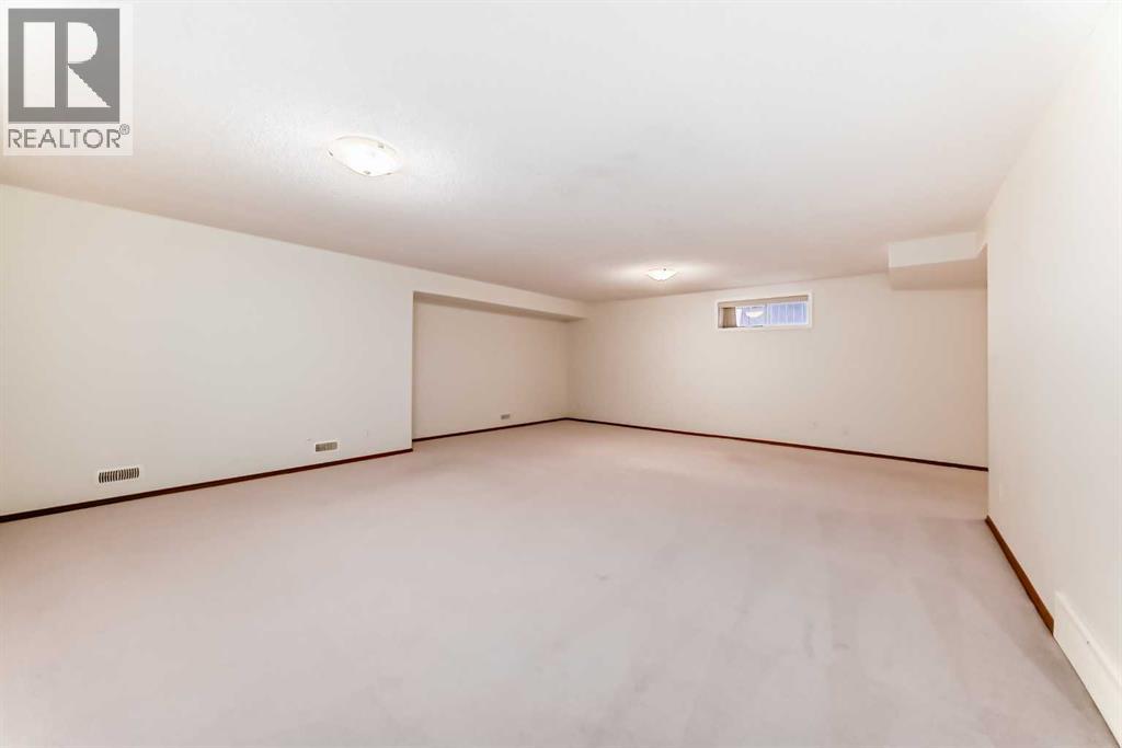 160 Cougartown Close SW, Calgary, Alberta  T3H 0B1 - Photo 34 - A2295330