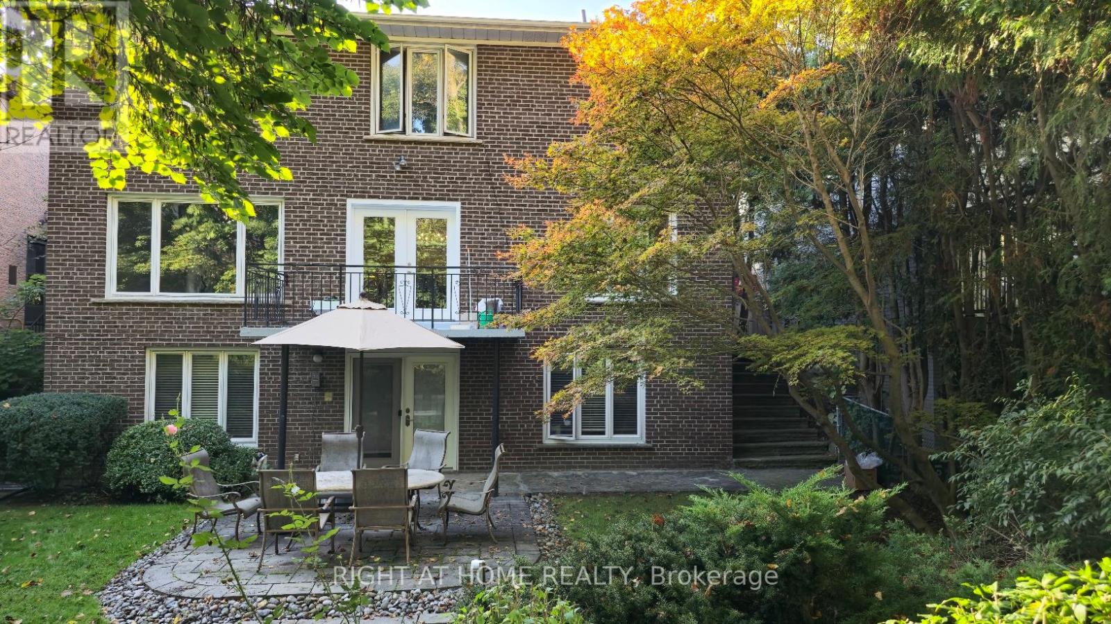 236 York Mills Road, Toronto, Ontario  M2L 1L1 - Photo 39 - C12932516