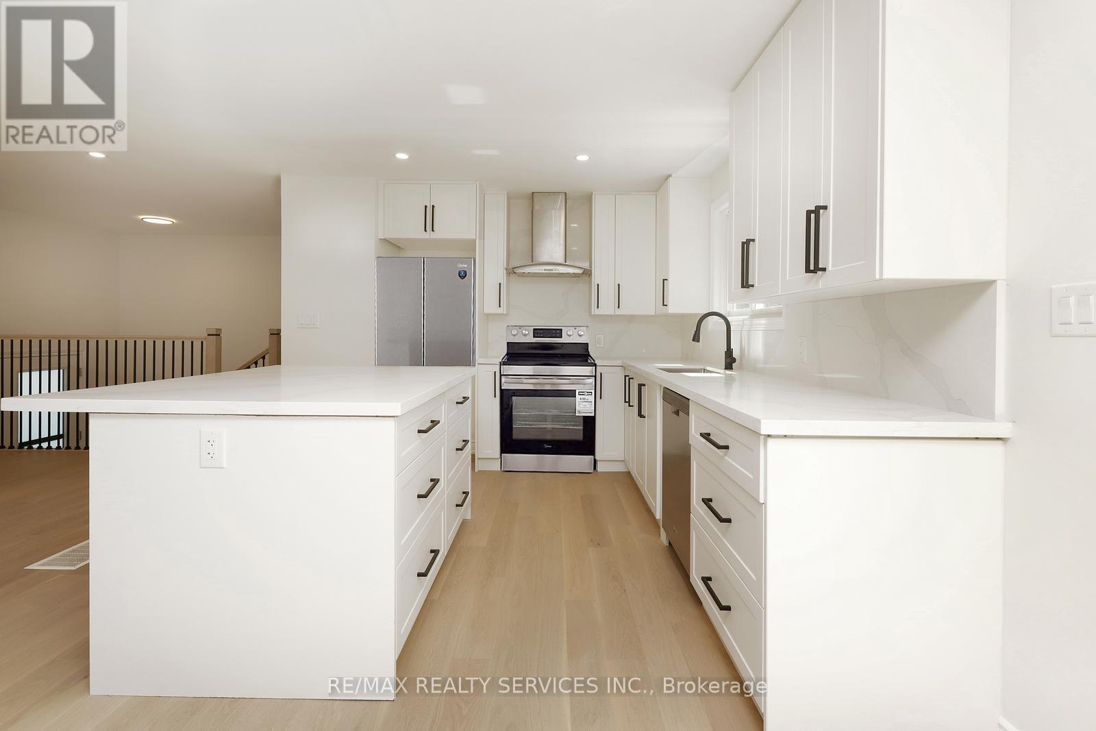 8570 Hwy 12, Oro-Medonte, Ontario  L3V 0K1 - Photo 10 - S12924320