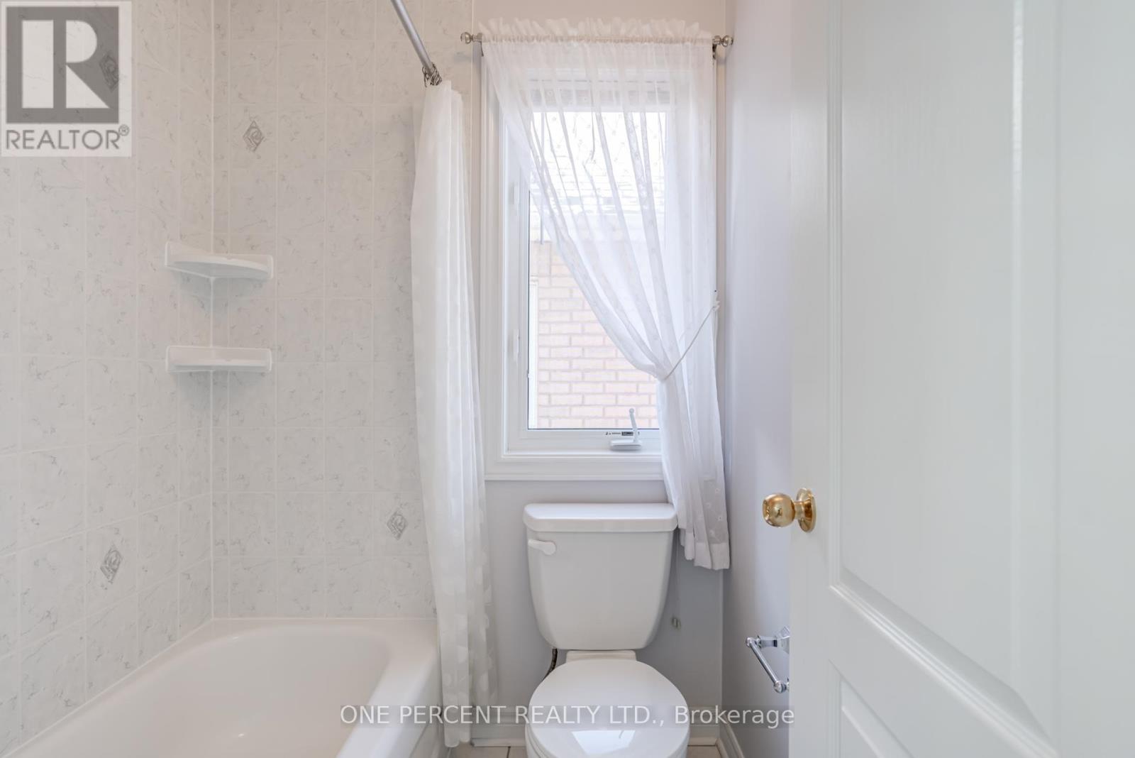 19 Lundy Drive, Markham, Ontario  L6B 0G1 - Photo 33 - N12932500