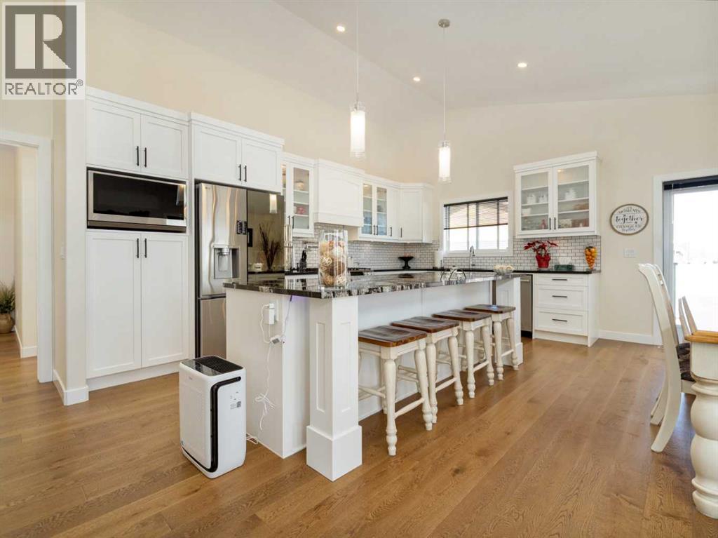 604 Parkside Green, Coaldale, Alberta  T1M 0E8 - Photo 10 - A2296334