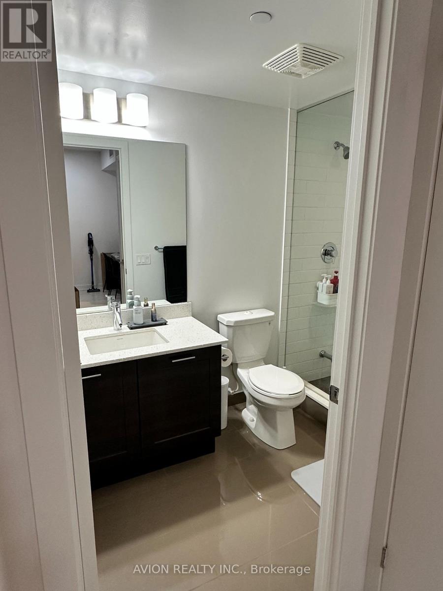 2202 - 2212 Lake Shore Boulevard W, Toronto, Ontario  M8V 0C2 - Photo 4 - W12932506