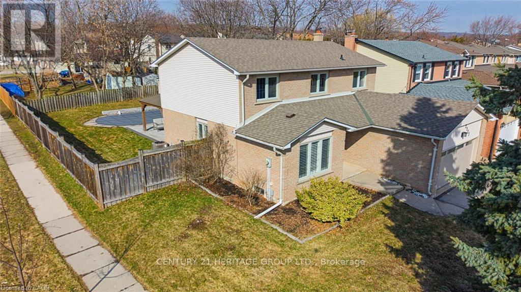 2325 Montgomery Drive, Burlington, Ontario  L7P 4J9 - Photo 2 - W12932510