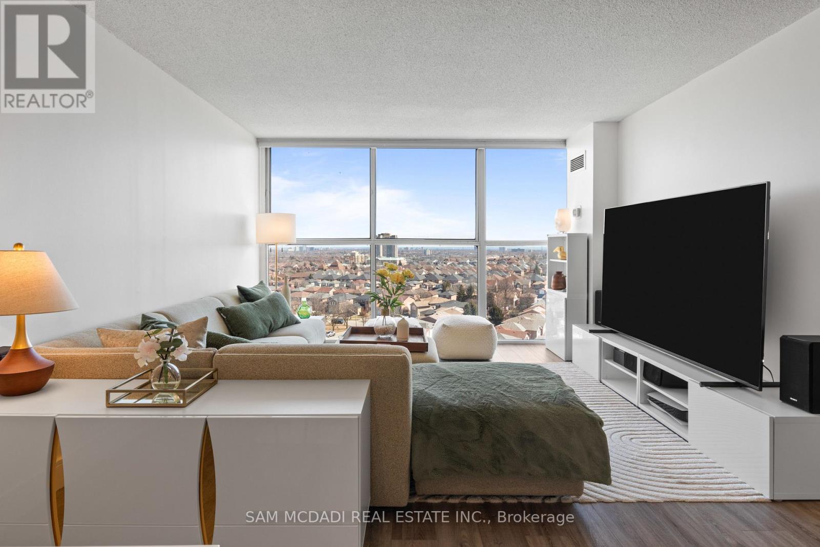 1111 - 35 Trailwood Drive, Mississauga, Ontario L4Z 3L6 - Photo 6 - W12932518