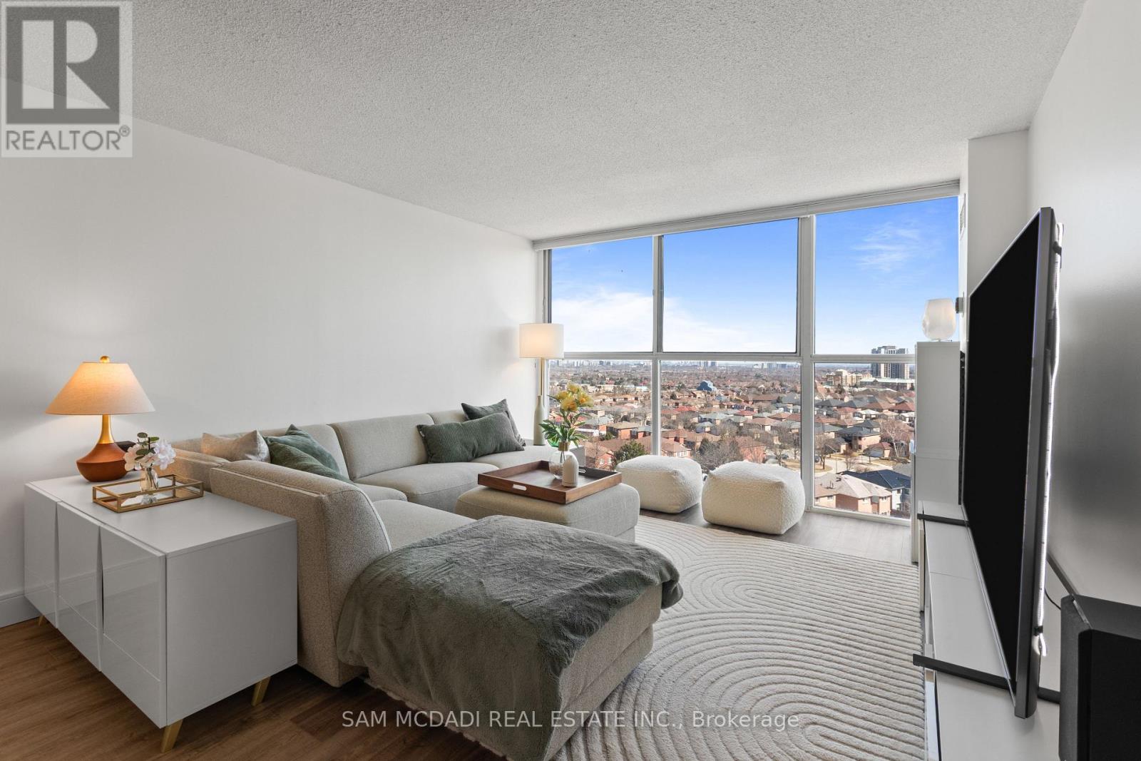 1111 - 35 Trailwood Drive, Mississauga, Ontario L4Z 3L6 - Photo 8 - W12932518