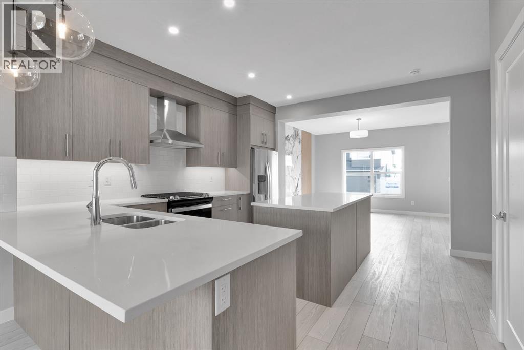 157 Dawson Wharf View, Chestermere, Alberta  T1X 2W1 - Photo 8 - A2294303