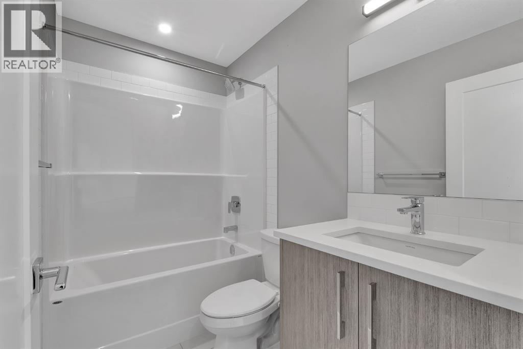 157 Dawson Wharf View, Chestermere, Alberta  T1X 2W1 - Photo 20 - A2294303