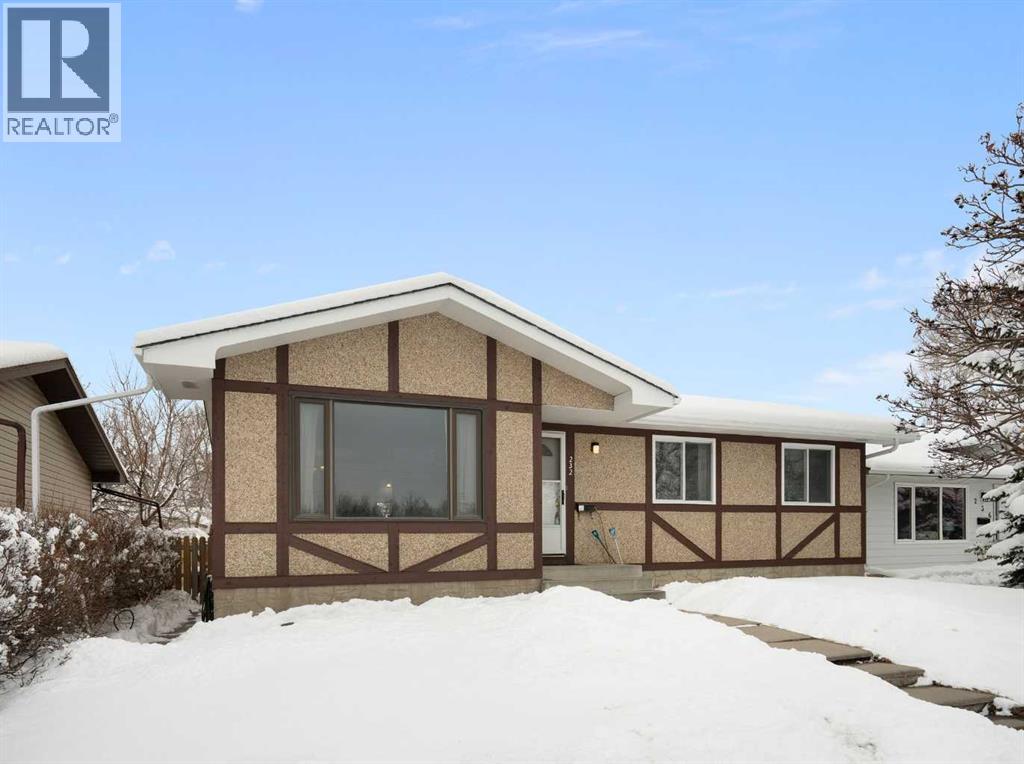 232 Silverview Way NW, Calgary, Alberta