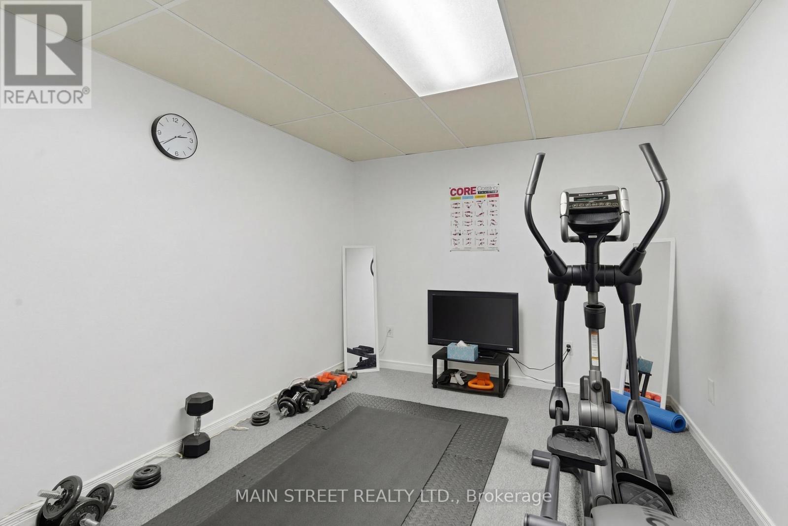 2 - 110 Silvan Drive, Welland, Ontario  L3C 6C3 - Photo 25 - X12932522