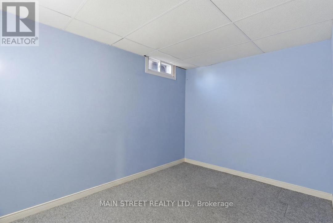 2 - 110 Silvan Drive, Welland, Ontario  L3C 6C3 - Photo 28 - X12932522