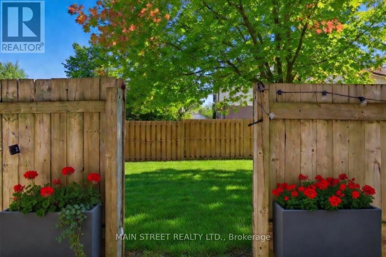 2 - 110 Silvan Drive, Welland, Ontario  L3C 6C3 - Photo 31 - X12932522