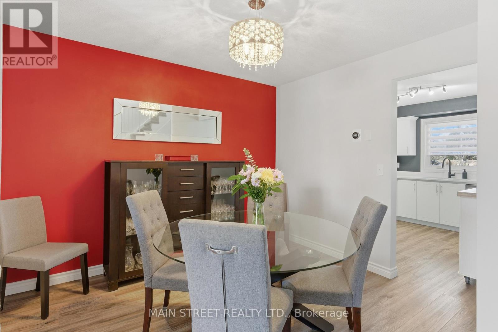 2 - 110 Silvan Drive, Welland, Ontario  L3C 6C3 - Photo 8 - X12932522