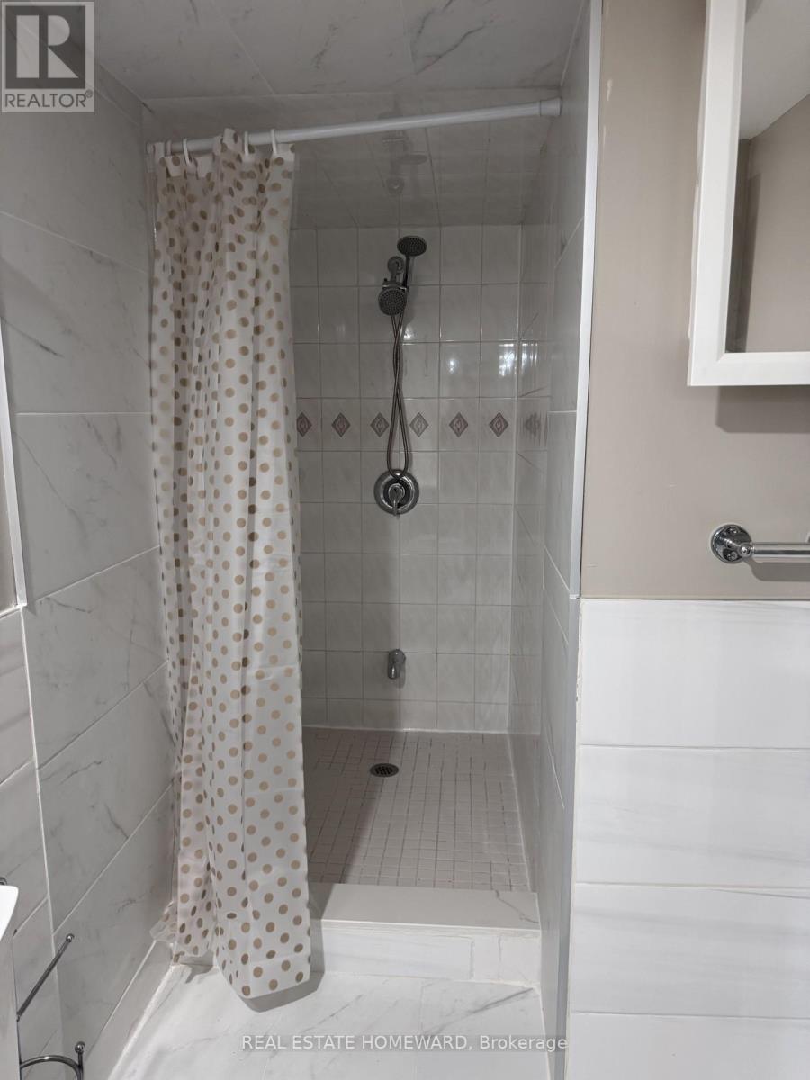 3 Bsmt - 20 Robinson Avenue, Toronto, Ontario  M1L 3S7 - Photo 15 - E12907092