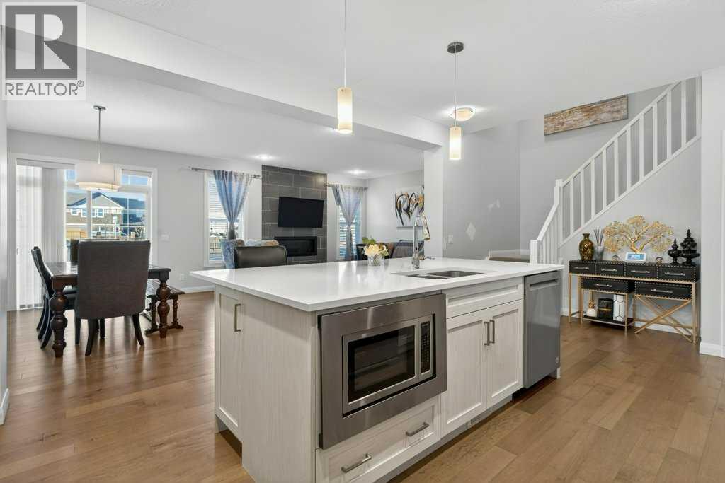 139 Evansglen Circle Nw, Calgary, Alberta  T3P 0W8 - Photo 6 - A2289354