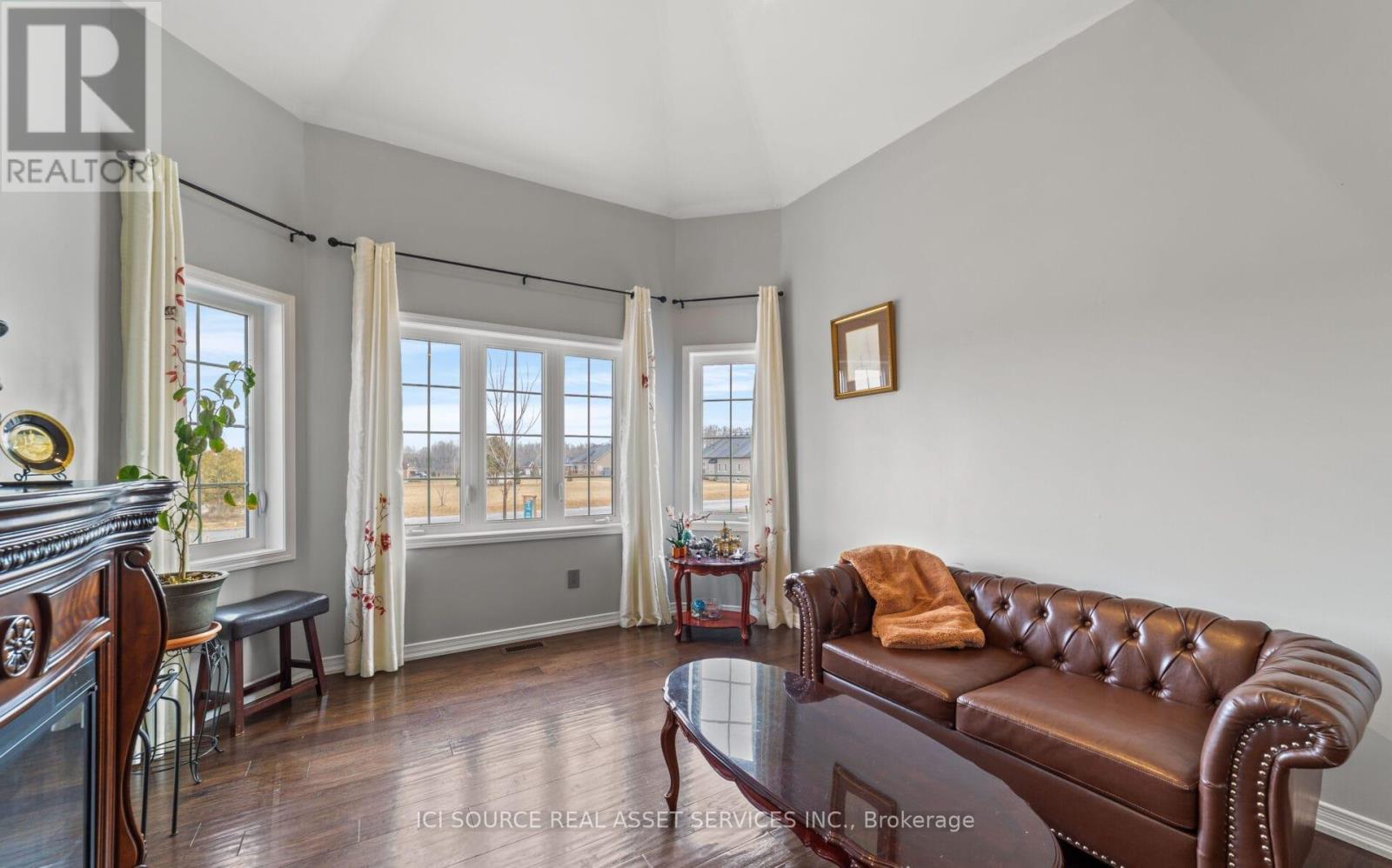 50 Songbird Crescent, Kawartha Lakes, Ontario  K9V 0A9 - Photo 17 - X12731580