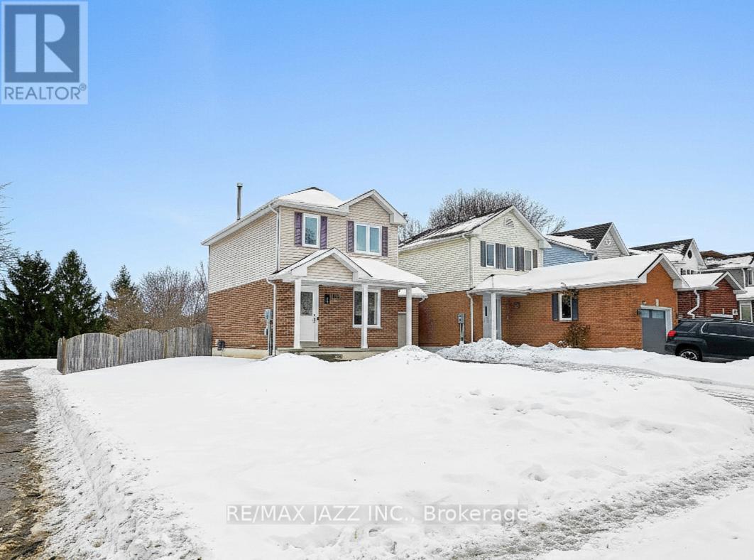 102 Penfound Drive, Clarington, Ontario  L1C 4B8 - Photo 2 - E12932536